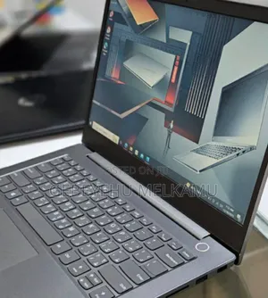 New Laptop Lenovo ThinkBook 15 8GB Intel Core I5 SSD 256GB