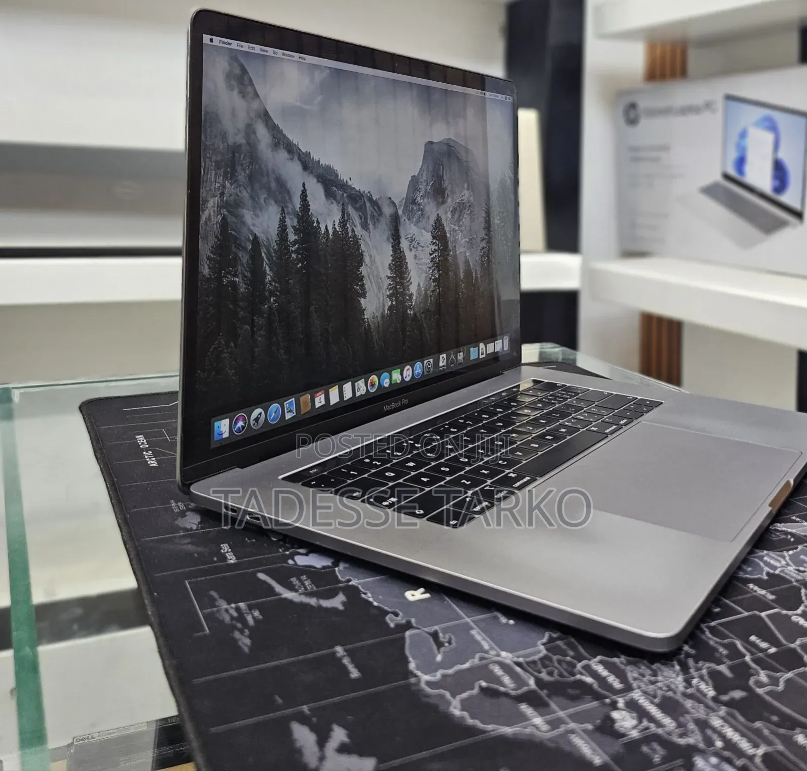 New Laptop Apple MacBook Pro 2019 16GB Intel Core I9 SSD 512GB