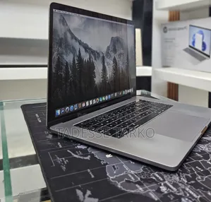 New Laptop Apple MacBook Pro 2019 16GB Intel Core I9 SSD 512GB