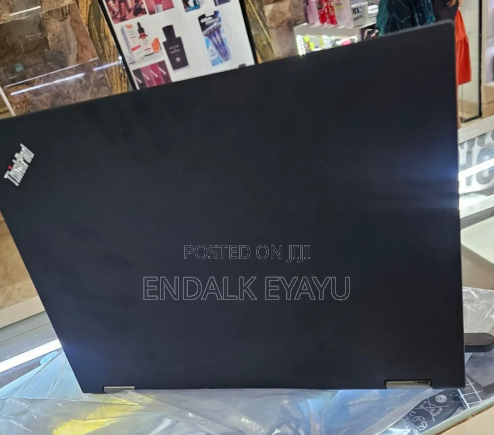 New Laptop Lenovo ThinkPad Yoga 8GB Intel Core I5 SSD 512GB