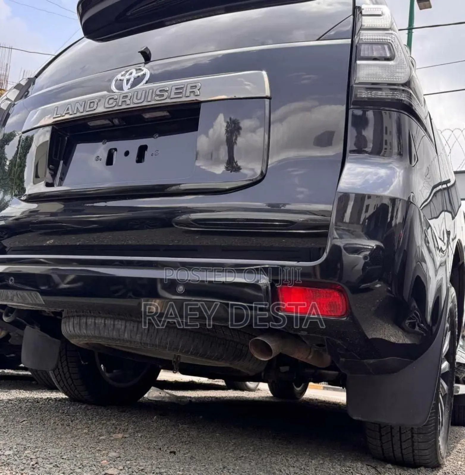 Toyota Land Cruiser Prado 2023 Black