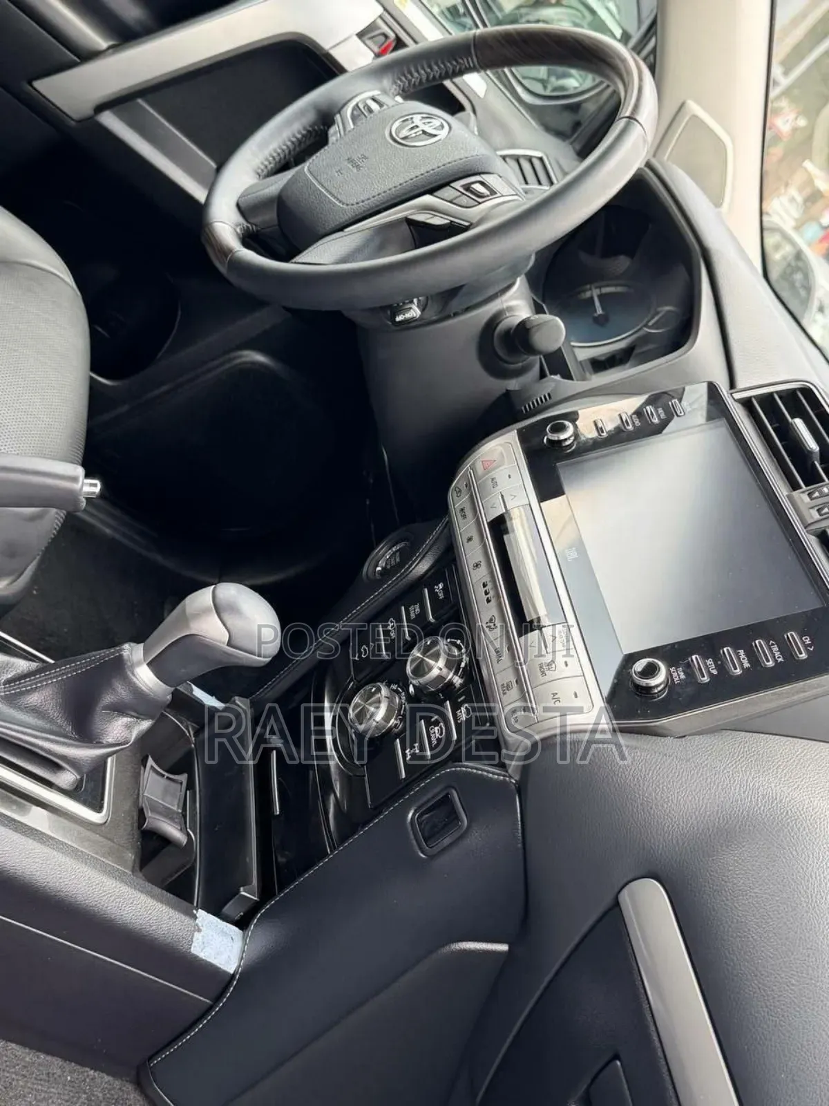 Toyota Land Cruiser Prado 2023 Black