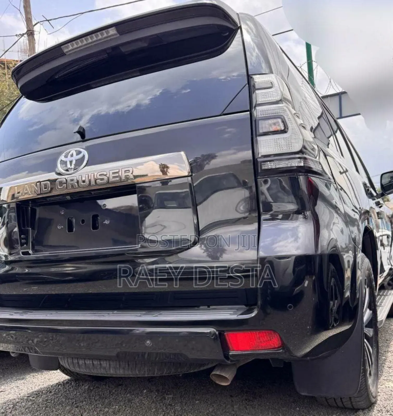 Toyota Land Cruiser Prado 2023 Black