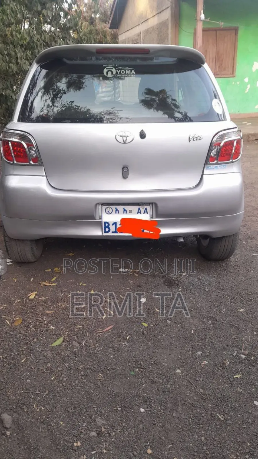 Toyota Vitz 2001 Silver