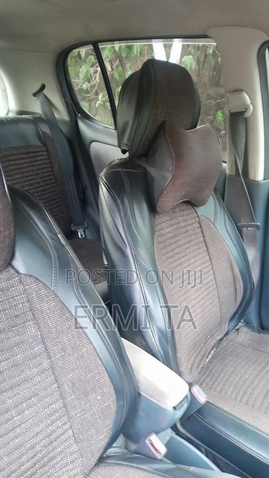 Toyota Vitz 2001 Silver