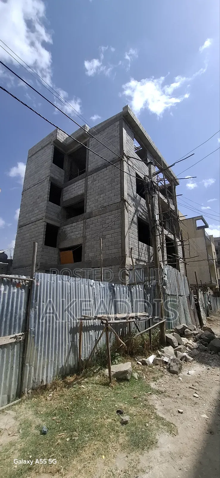 7bdrm Townhouse/Terrace in Bole Ayat for sale