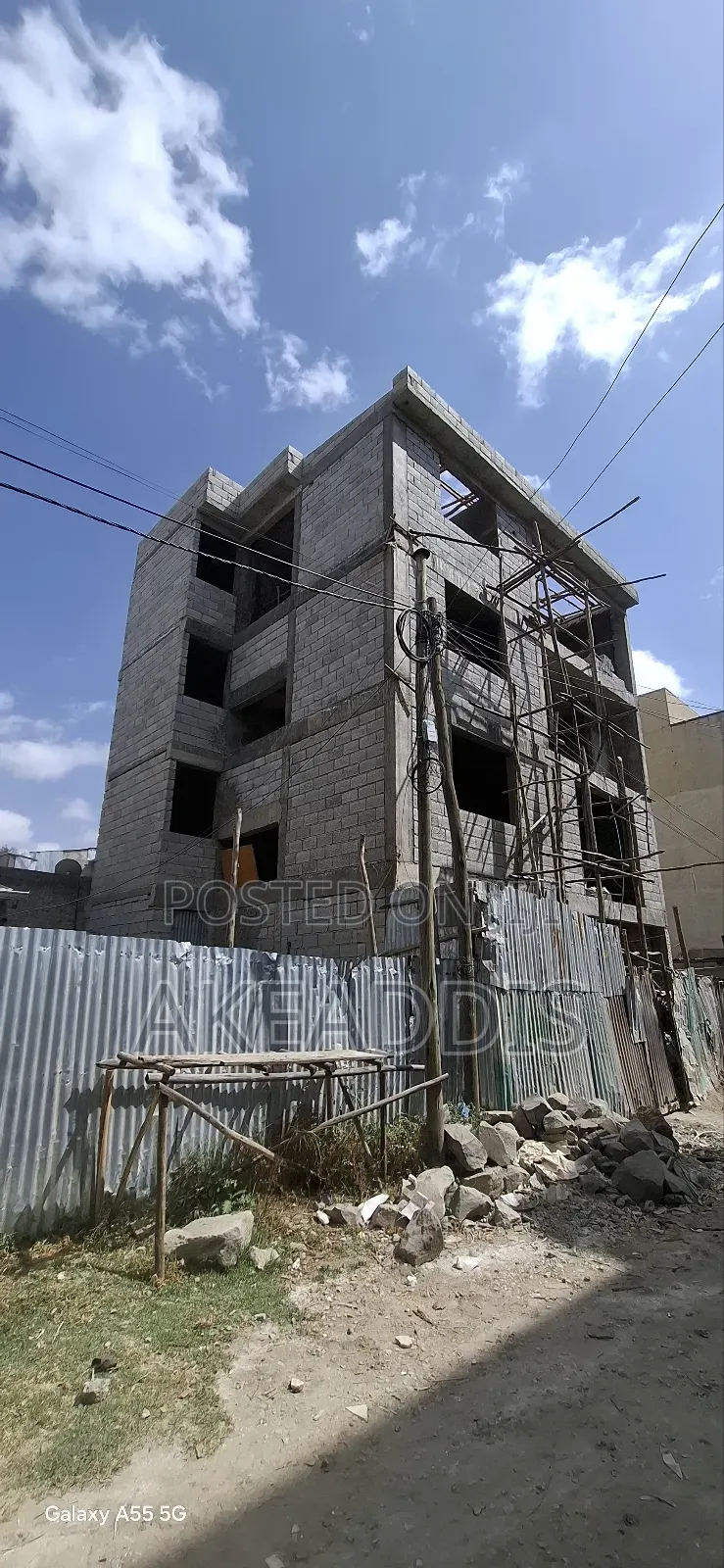 7bdrm Townhouse/Terrace in Bole Ayat for sale