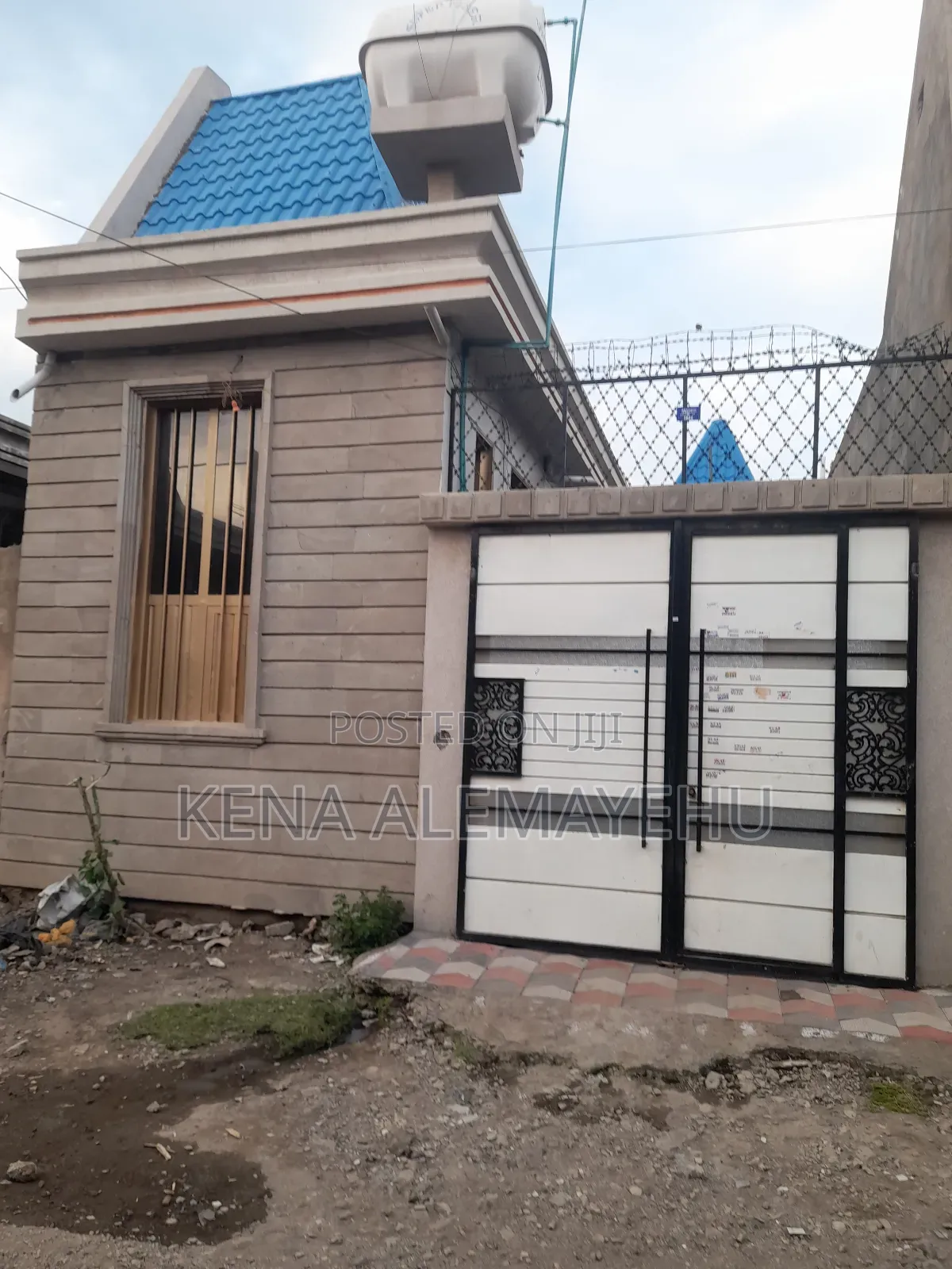 4bdrm House in Adama for sale