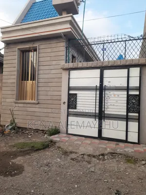 4bdrm House in Adama for sale