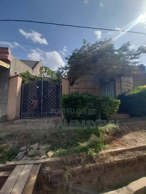 Furnished 4bdrm House in Adama for sale