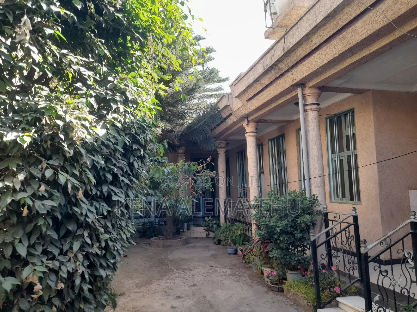 Furnished 4bdrm House in Adama for sale