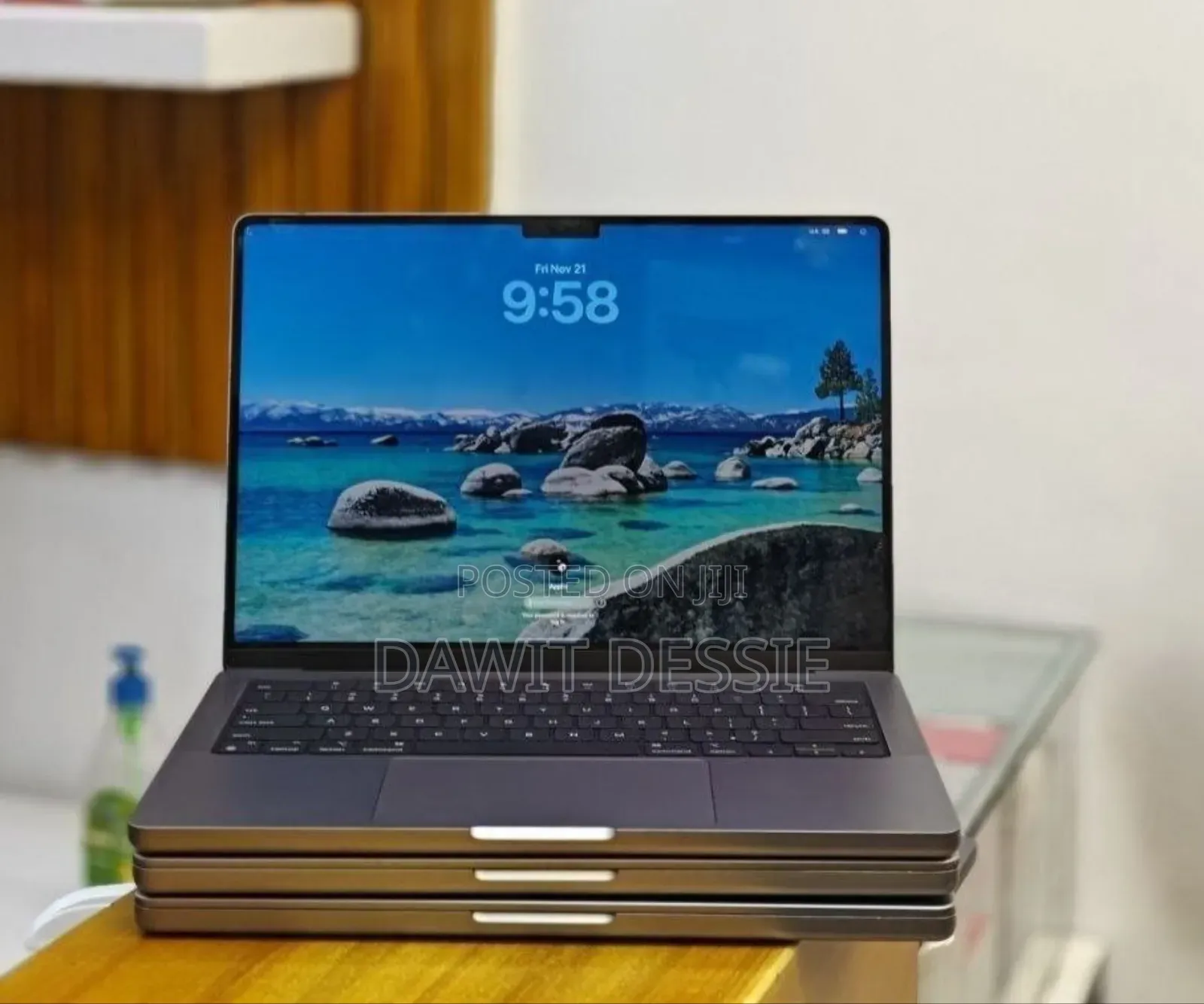 New Laptop Apple MacBook Pro M1 32GB Apple M1 Pro SSD 512GB