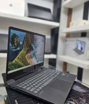 New Laptop HP Victus 16 8GB Intel Core I7 SSD 1T