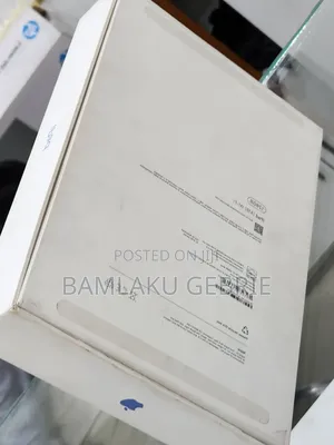 New Apple iPad (2025) 128 GB