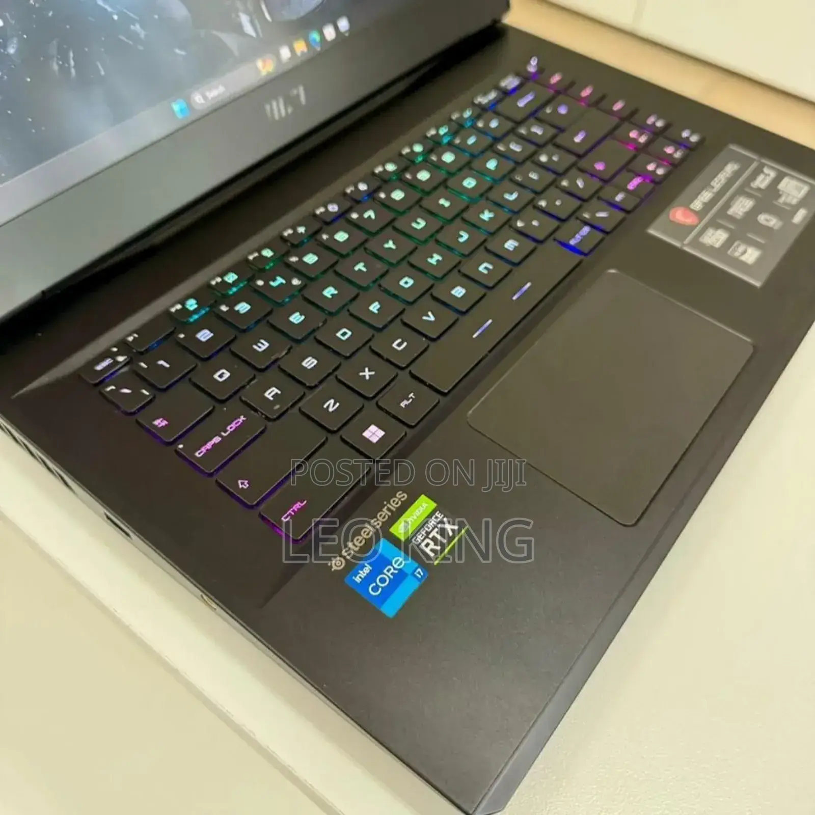 New Laptop Asus ASUSPRO P2440UA 16GB Intel Core I7 SSD 1T