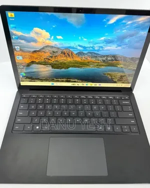 New Laptop Microsoft Surface Laptop 5 8GB Intel Core I5 SSD 512GB