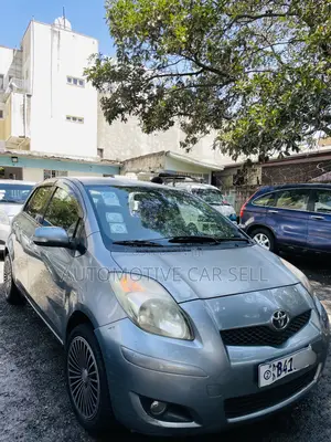Toyota Yaris 2009 Silver