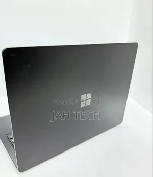 New Laptop Microsoft Surface 8GB Intel Core I5 SSD 512GB