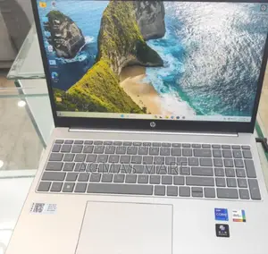 New Laptop HP Stream Notebook 16GB Intel Core I7 SSD 512GB