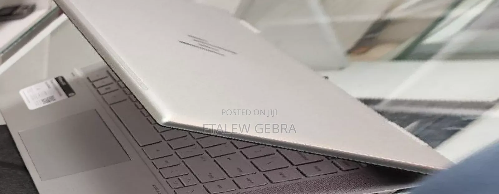 New Laptop HP Envy X360 8GB Intel Core I5 SSD 512GB