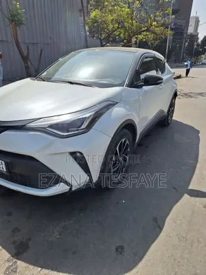 Toyota C-HR 2022 White
