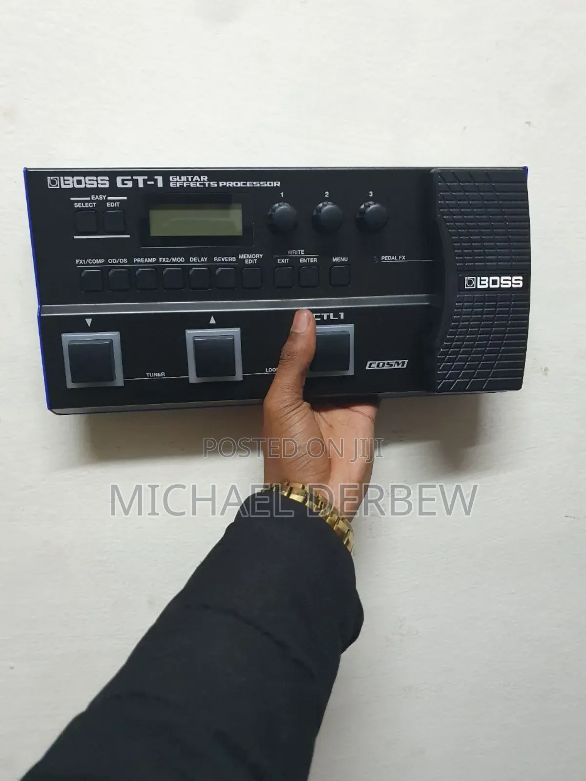 Brand- Boss Gt-1 Guitar Effector