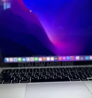 New Laptop Apple MacBook Air 2022 M2 8GB Apple M2 SSD 256GB