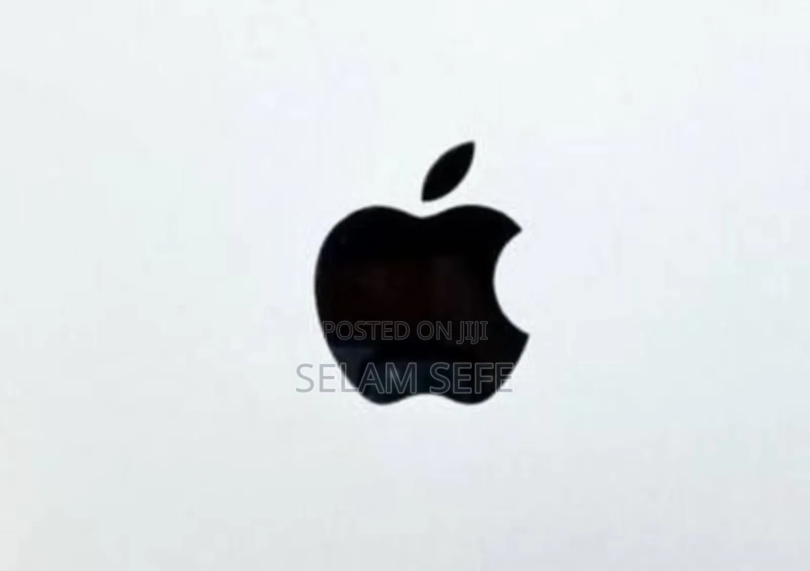 New Laptop Apple MacBook Air 2022 M2 8GB Apple M2 SSD 256GB