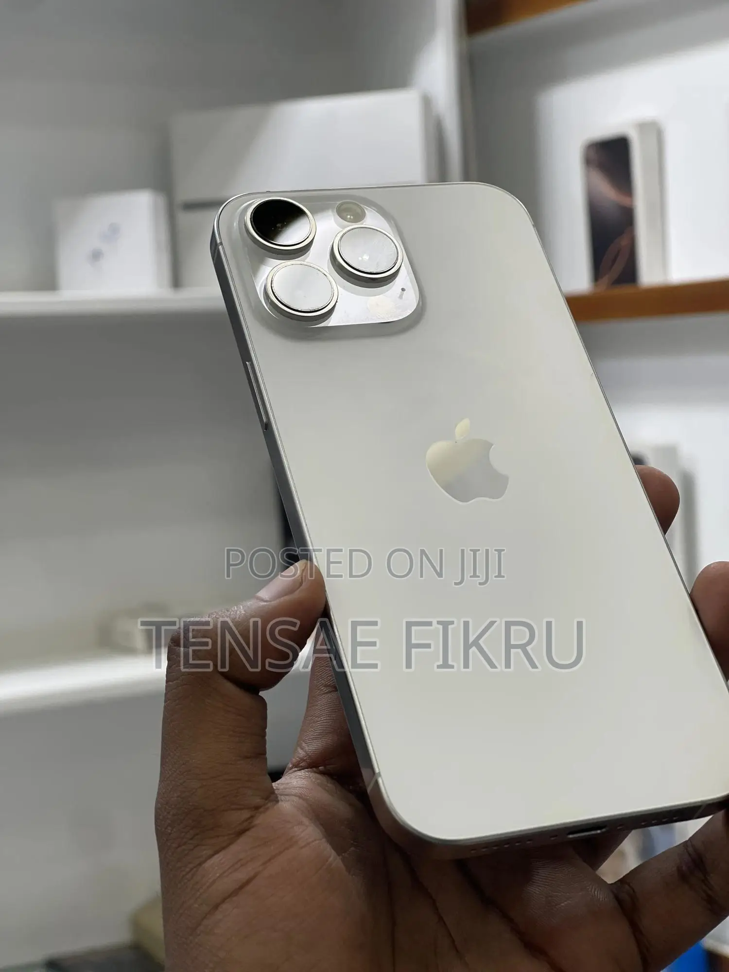 New Apple iPhone 16 Pro Max 256 GB White