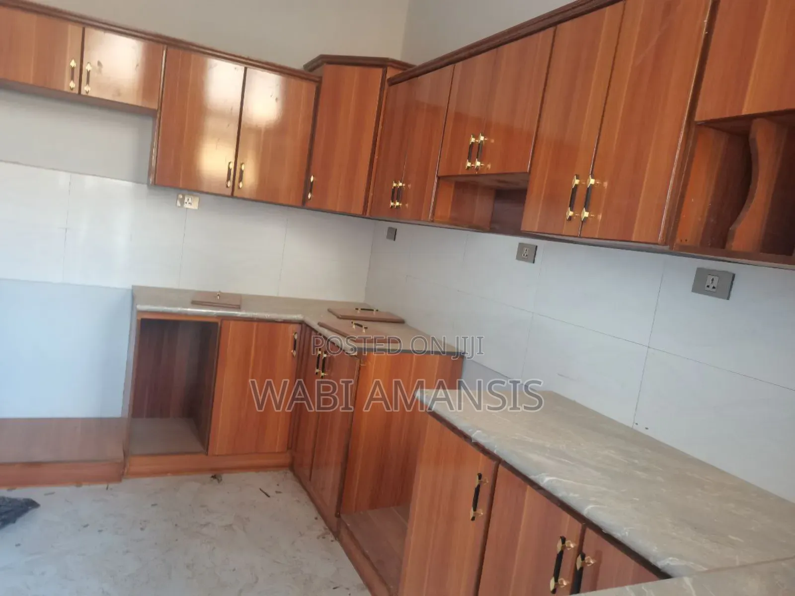 Furnished 5bdrm House in Dukam, East Shewa for sale