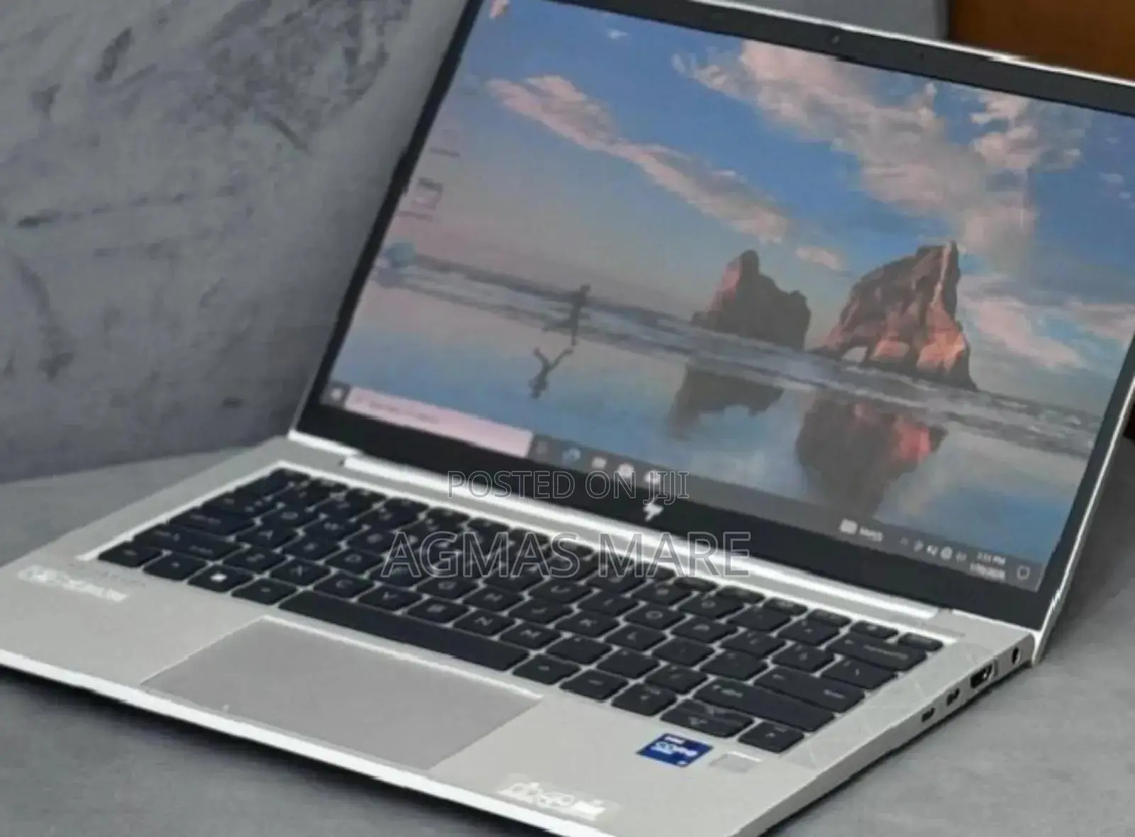 New Laptop HP EliteBook 830 G8 16GB Intel Core I7 SSD 512GB