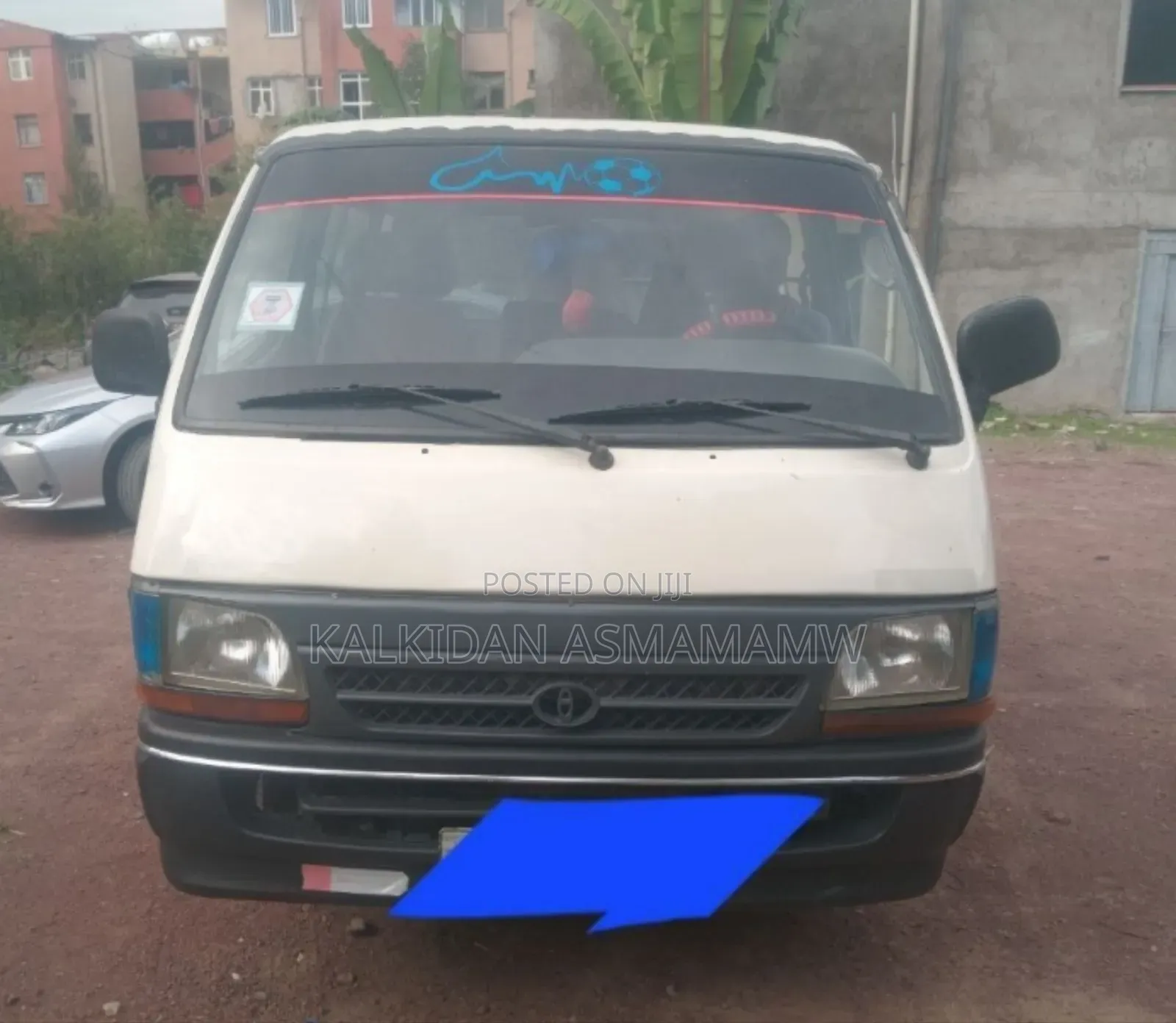 Toyota HiAce 1991 White