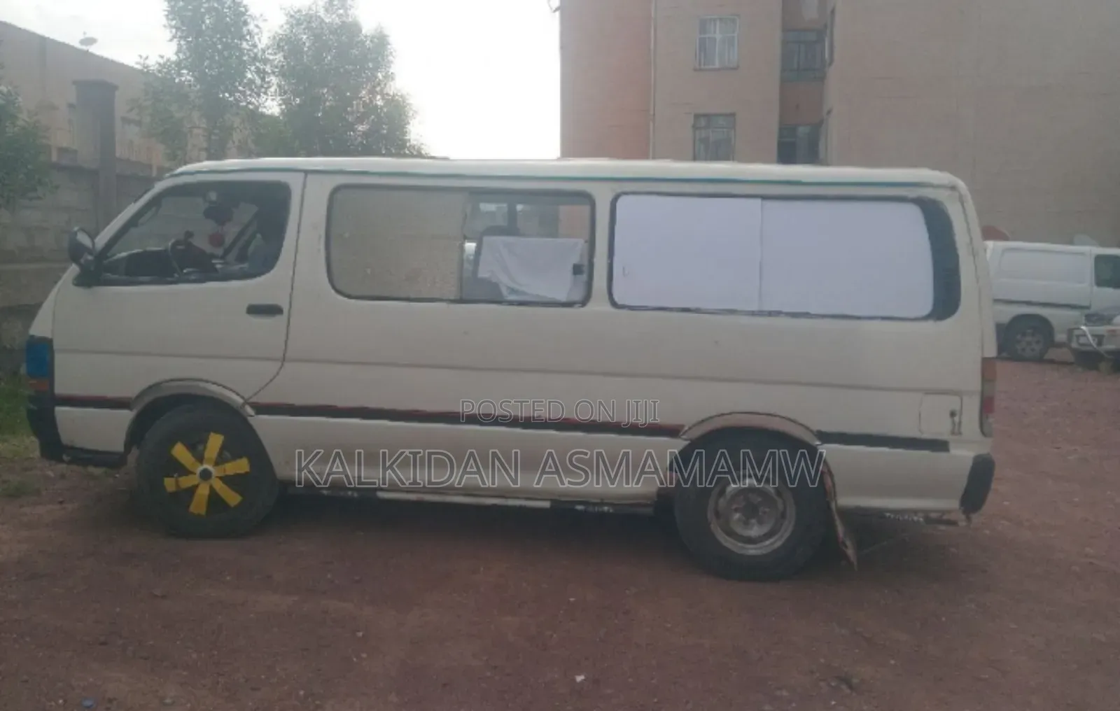 Toyota HiAce 1991 White