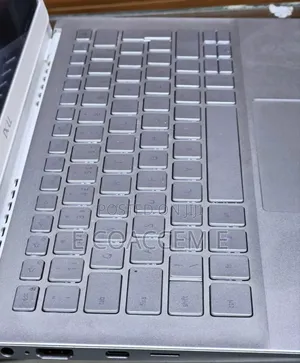 New Laptop Dell 8GB Intel Core I7 SSD 256GB