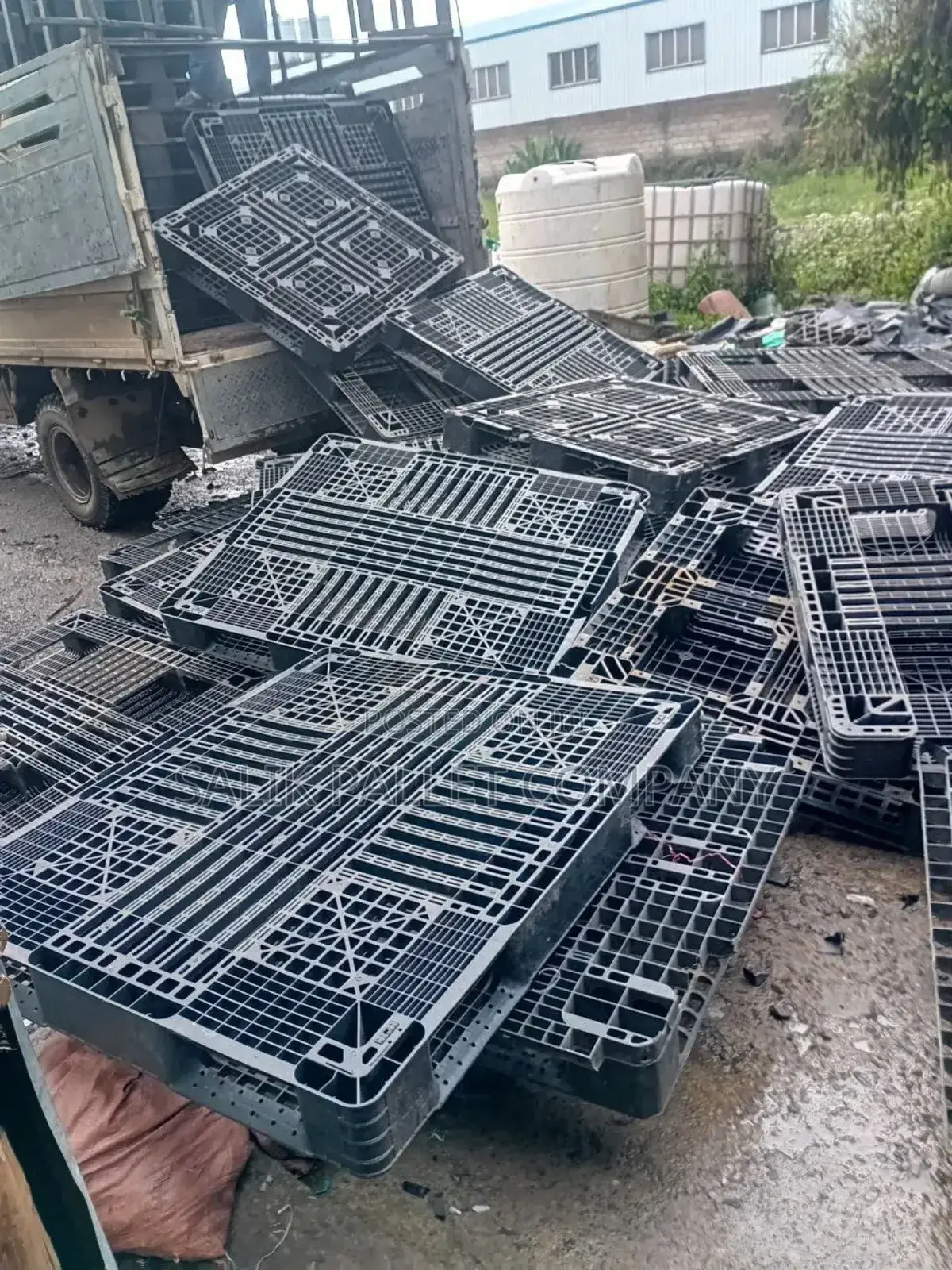 Pallet Any Purpose Plasticand Wooden