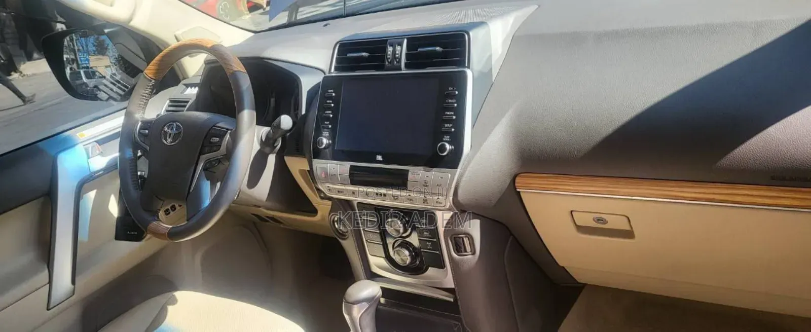 Toyota Land Cruiser 2021 Silver