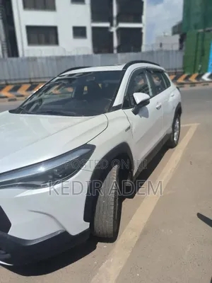 Toyota Corolla Cross 2023 White