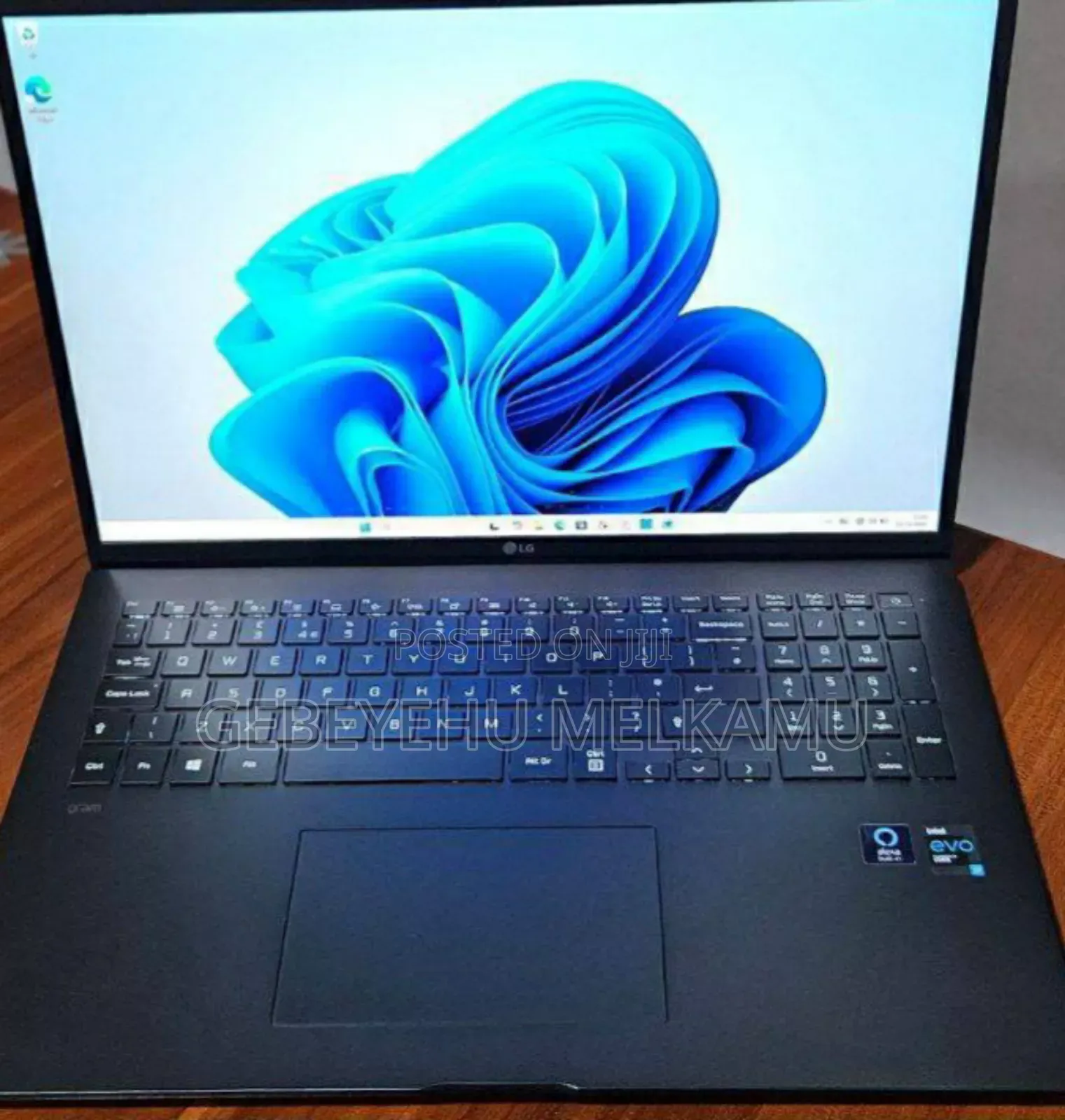 New Laptop LG Gram 15.6 16GB Intel Core I7 SSD 1T