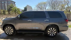 Toyota Sequoia 2016 Gray