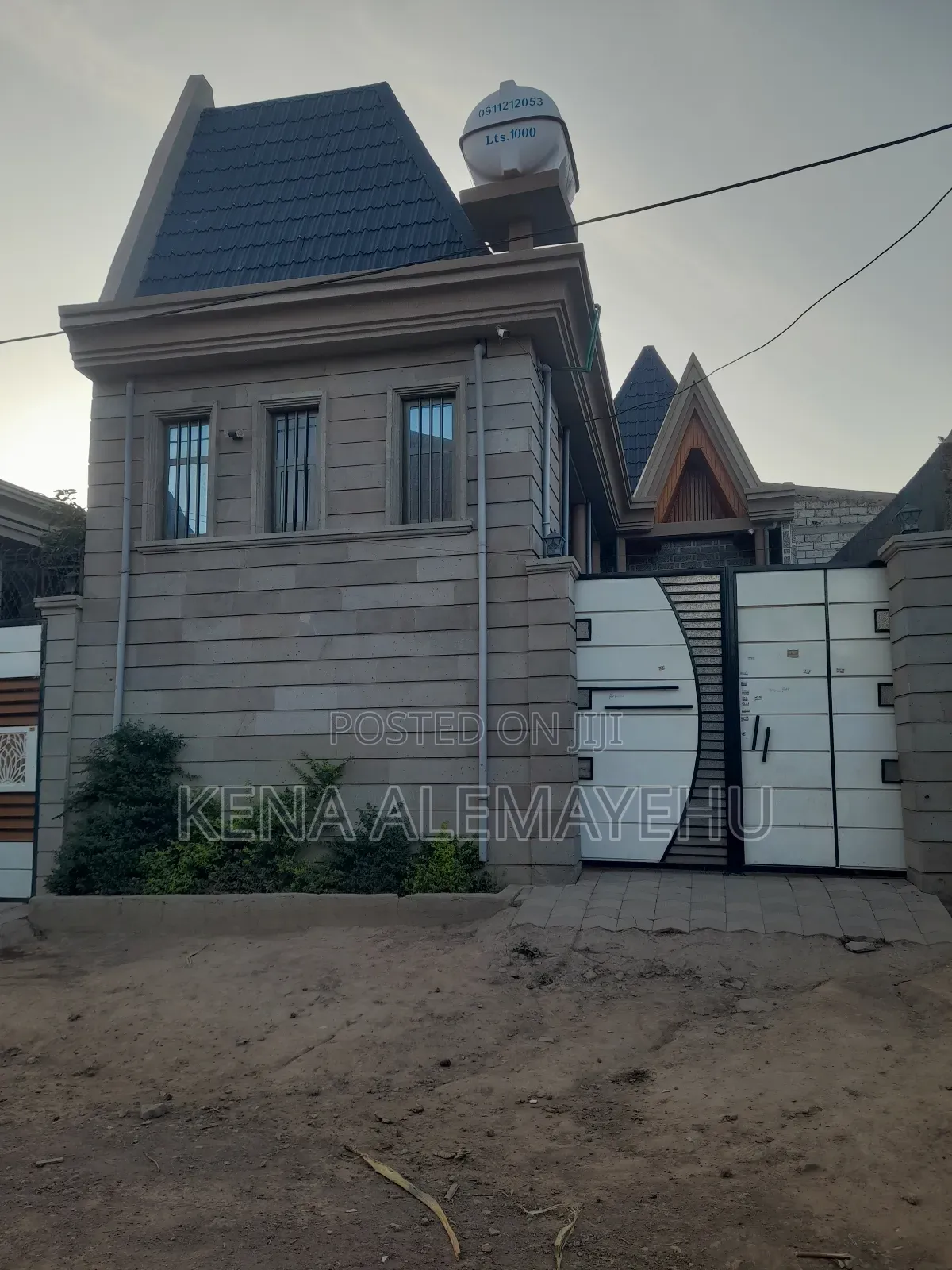 Furnished 4bdrm House in Adama for sale