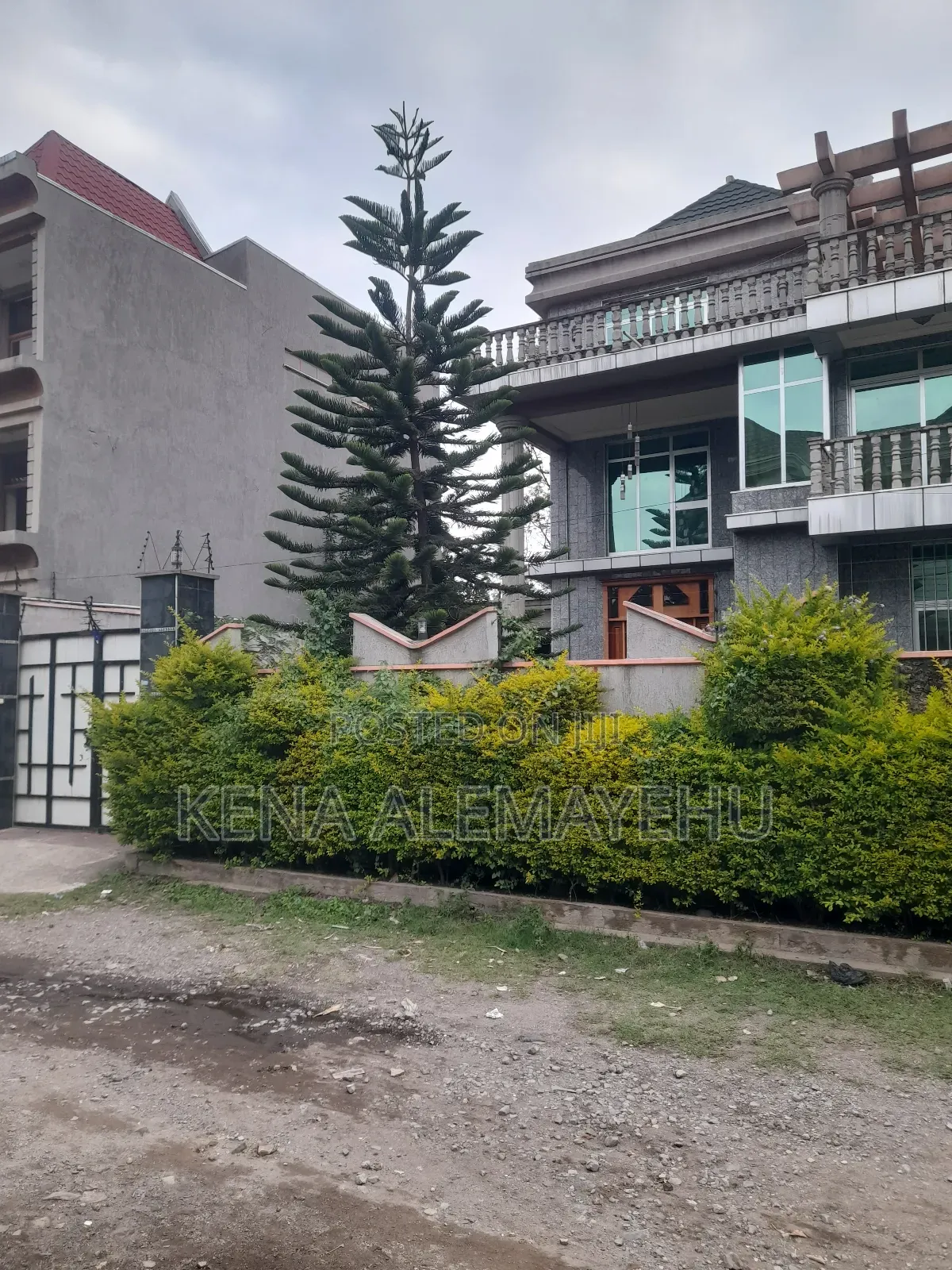 Furnished 8bdrm House in Adama for sale