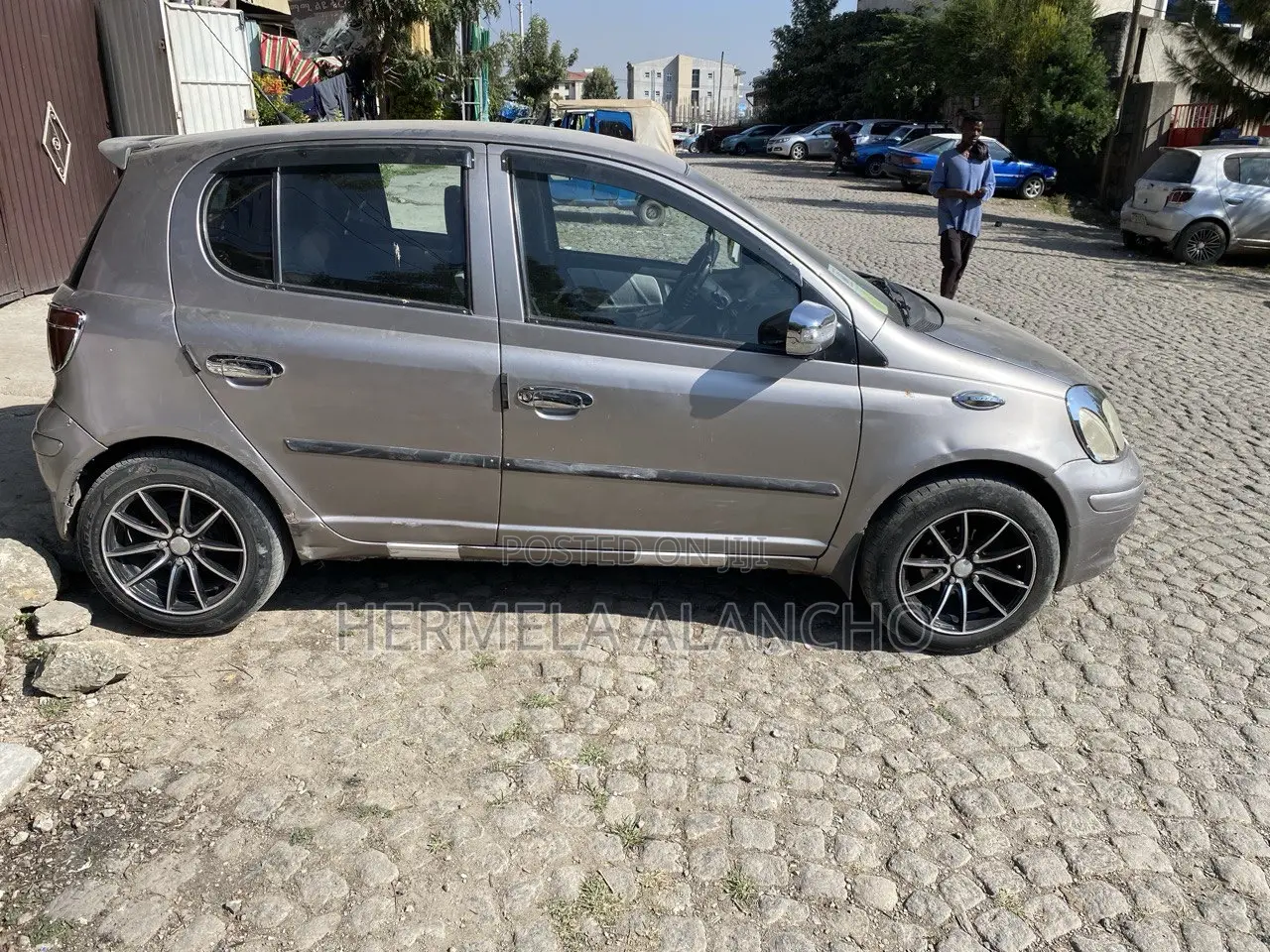 Toyota Vitz 2005 Gray
