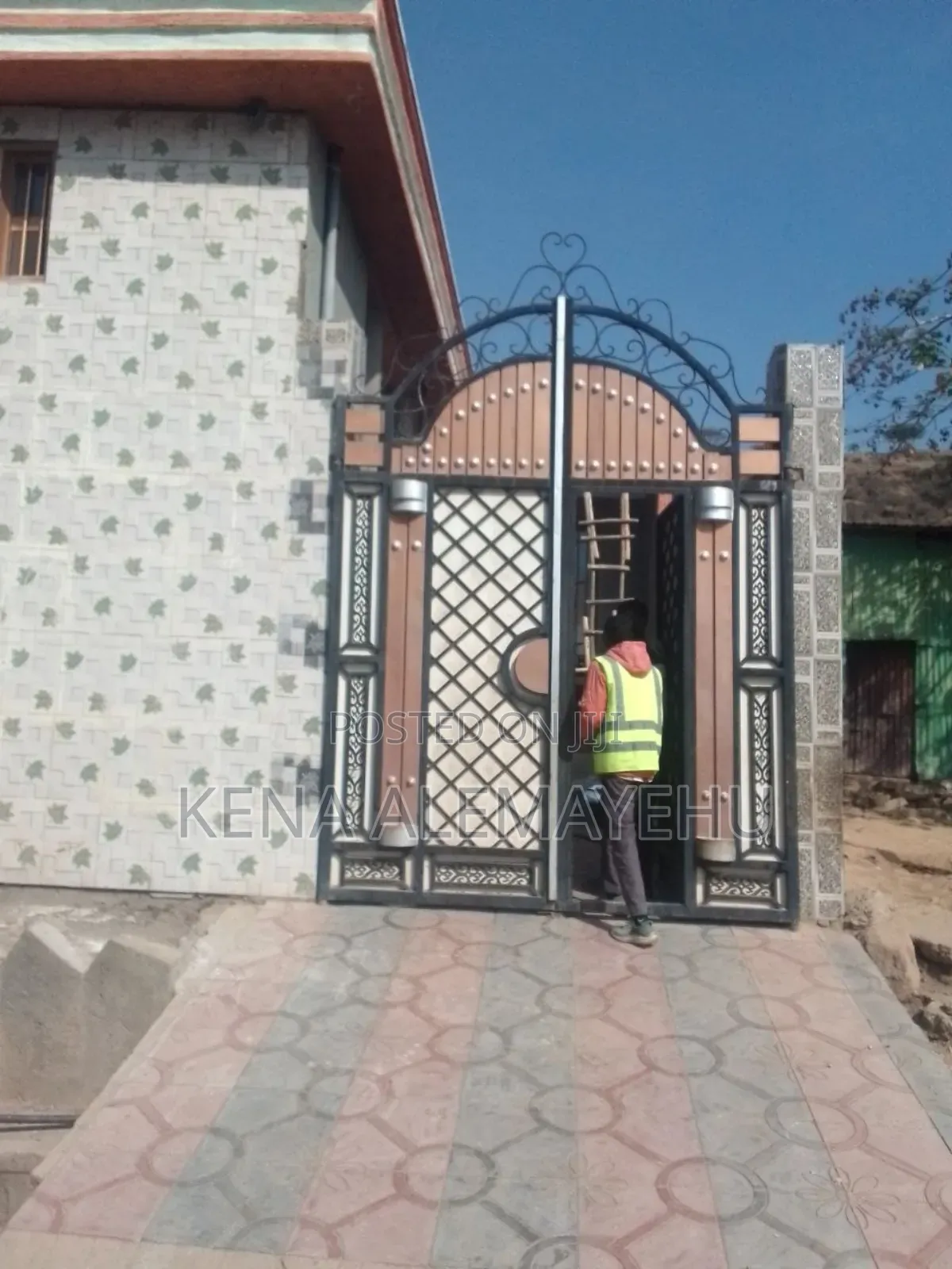 3bdrm House in Adama for sale