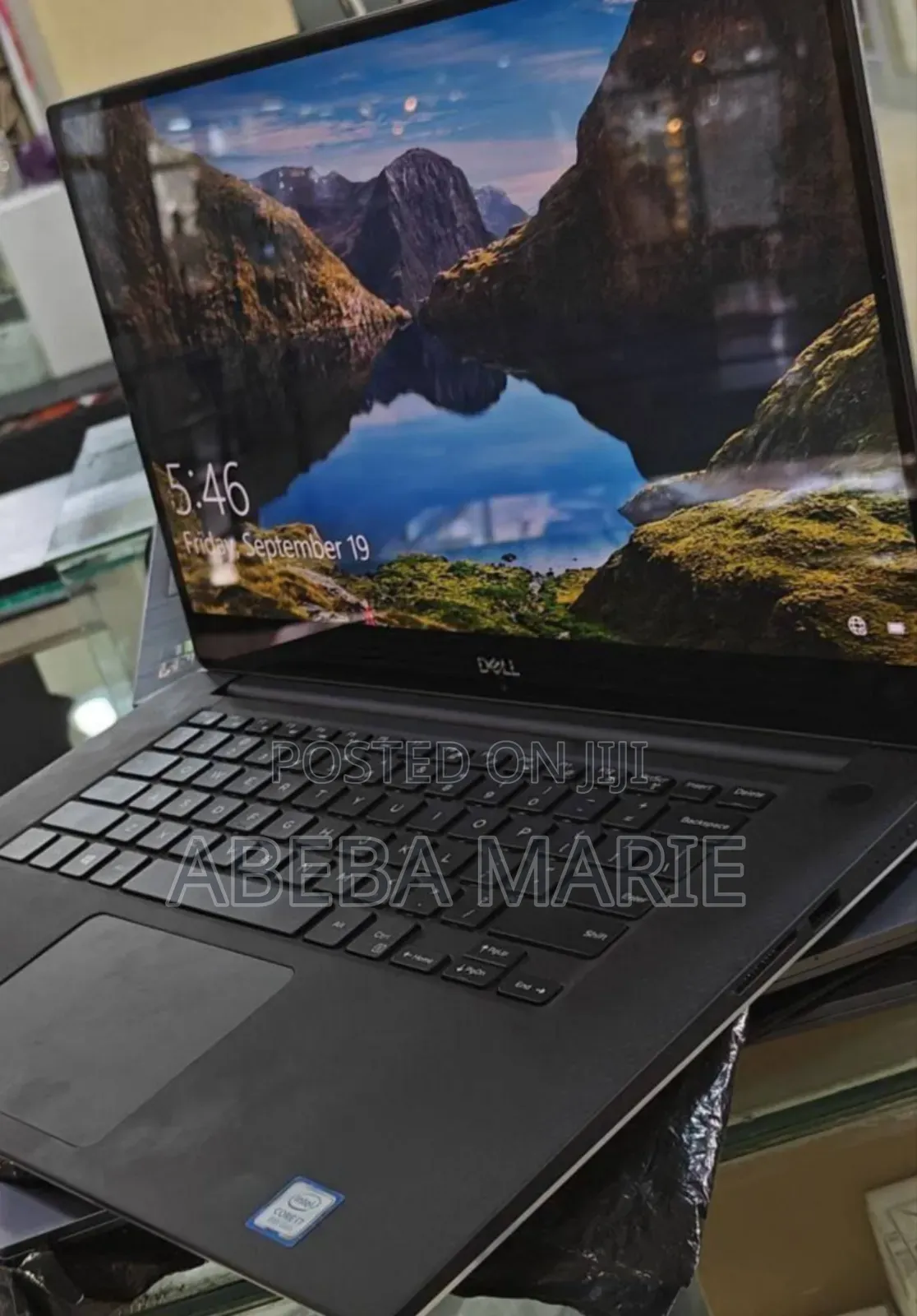 New Laptop Dell Precision 5540 16GB Intel Core I7 SSD 512GB