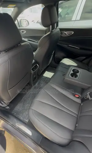 New BYD Sealion 7 EV 2025 Silver