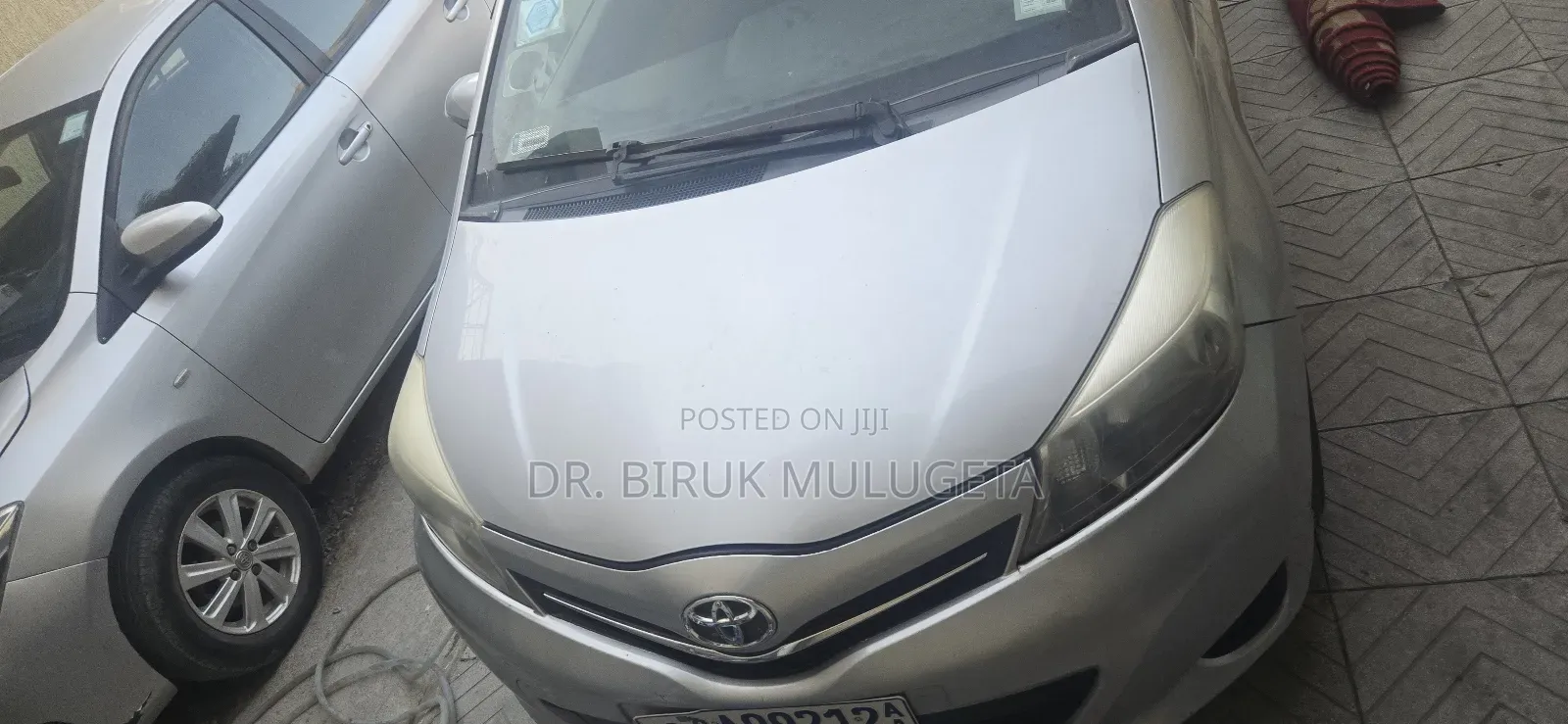 Toyota Yaris SE Hatchback 5dr 2013 Silver