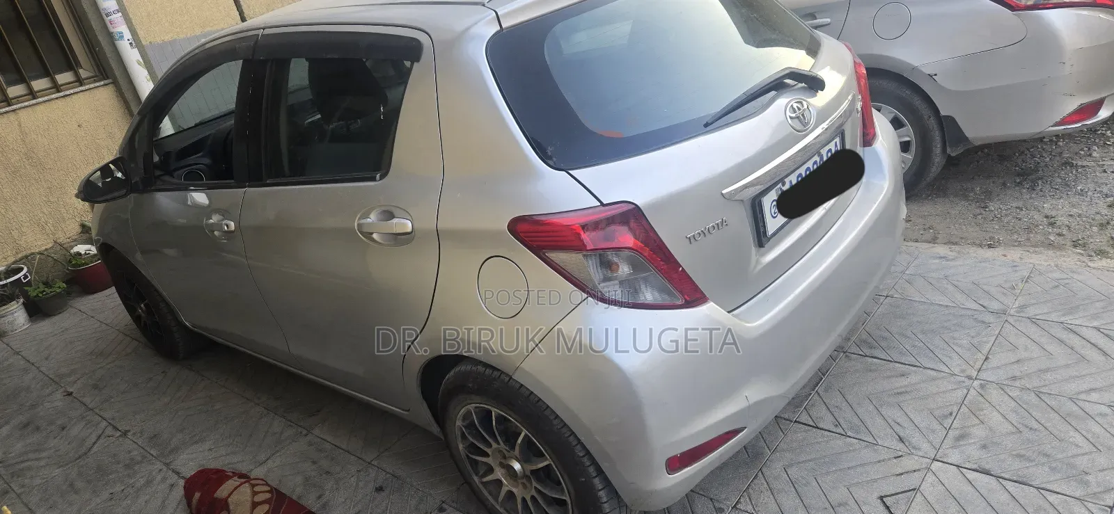 Toyota Yaris SE Hatchback 5dr 2013 Silver