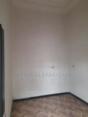 3bdrm House in Adama for sale