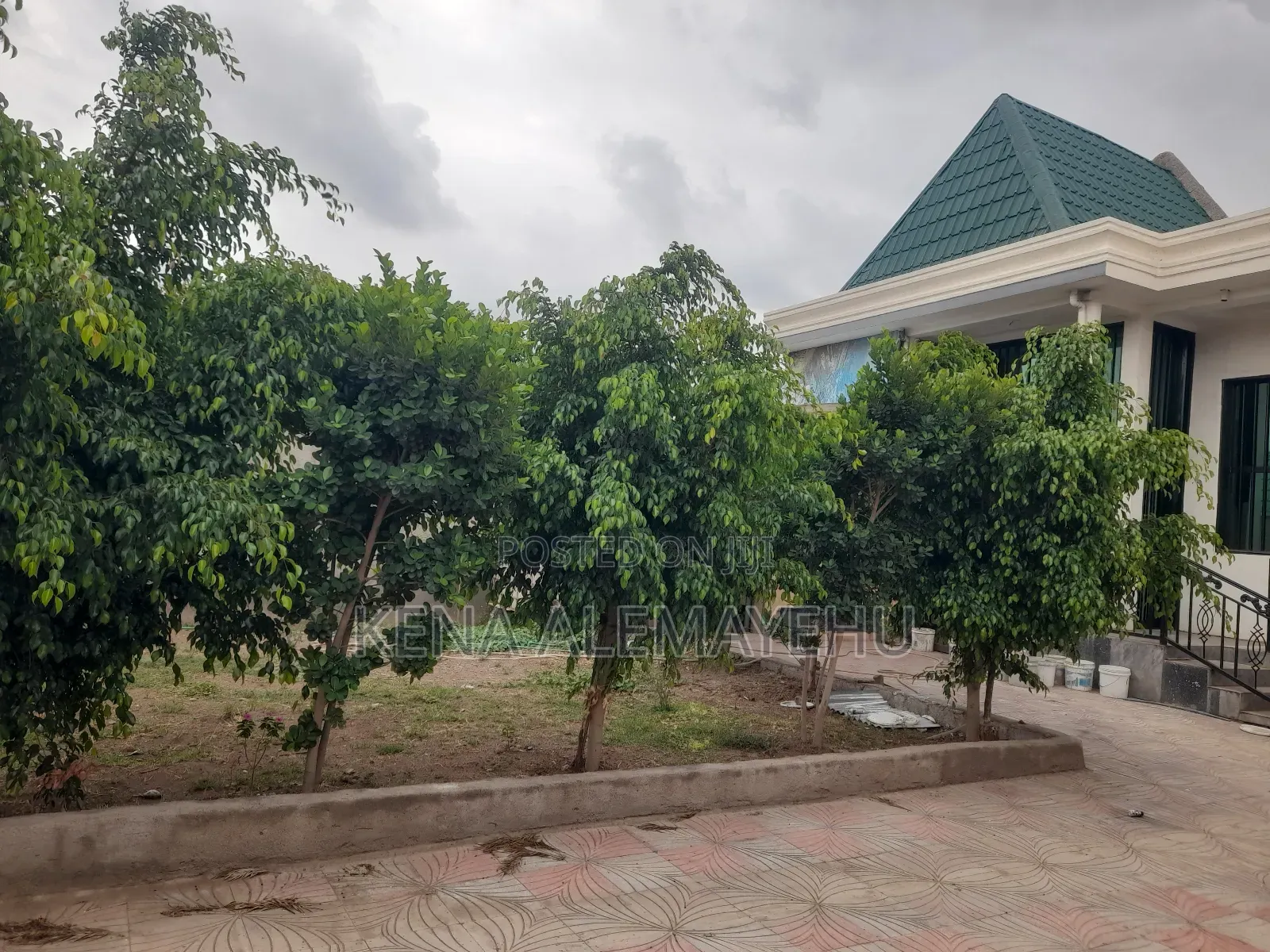 3bdrm House in Adama for sale