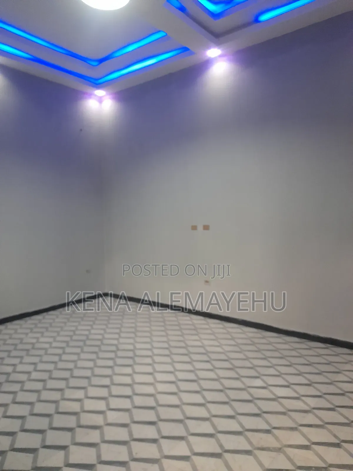 3bdrm House in Adama for sale